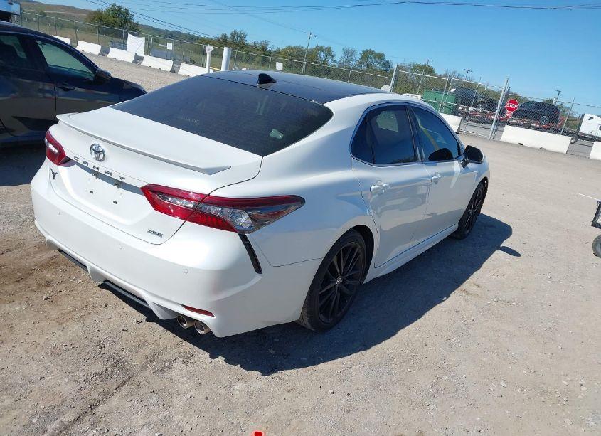 Photo 4 of 2021 Toyota Camry XSE (VIN 4T1K61AK9MU522861)
