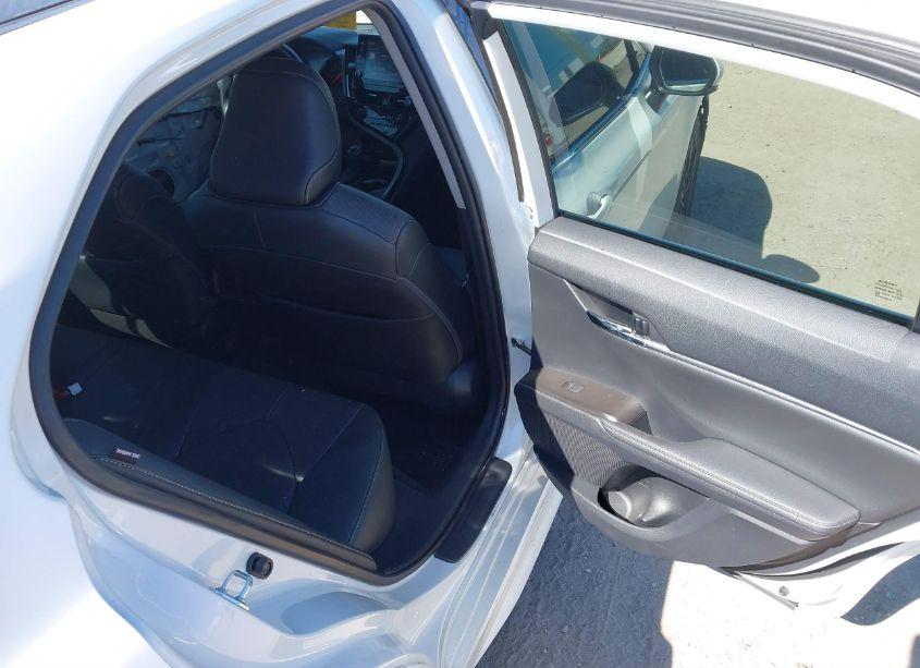 Photo 8 of 2021 Toyota Camry XSE (VIN 4T1K61AK9MU522861)