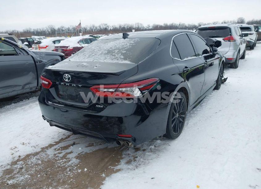 Photo 17 of 2021 Toyota Camry XSE (VIN 4T1K61AK9MU595079)