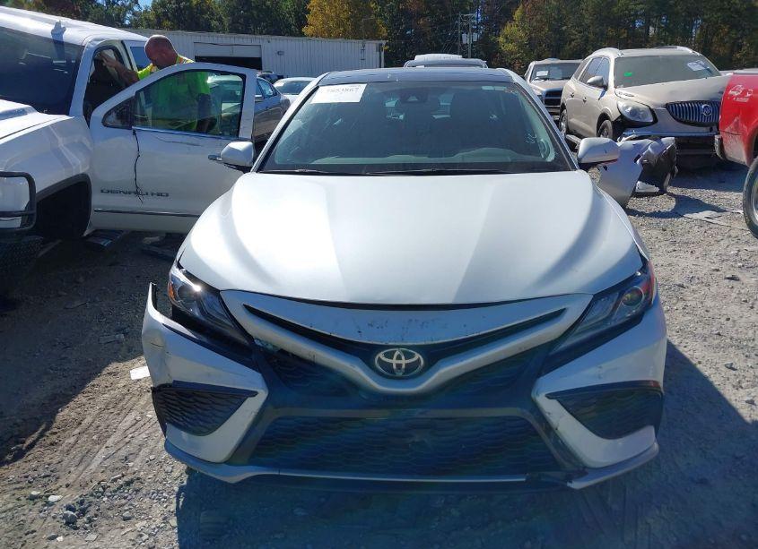 Photo 12 of 2022 Toyota Camry XSE (VIN 4T1K61AK9NU001236)