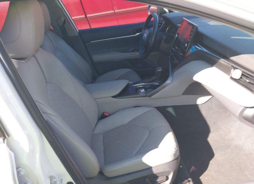 Photo 5 of 2022 Toyota Camry XSE (VIN 4T1K61AK9NU001236)