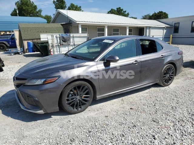 Photo 5 of 2022 TOYOTA CAMRY XSE (VIN 4T1K61AK9NU011622)