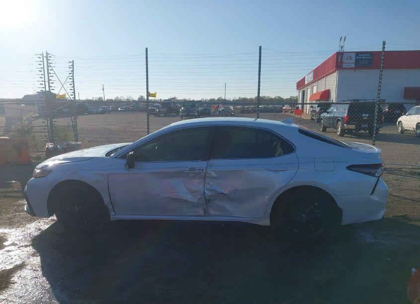 Photo 14 of 2023 Toyota Camry XSE (VIN 4T1K61AK9PU083309)
