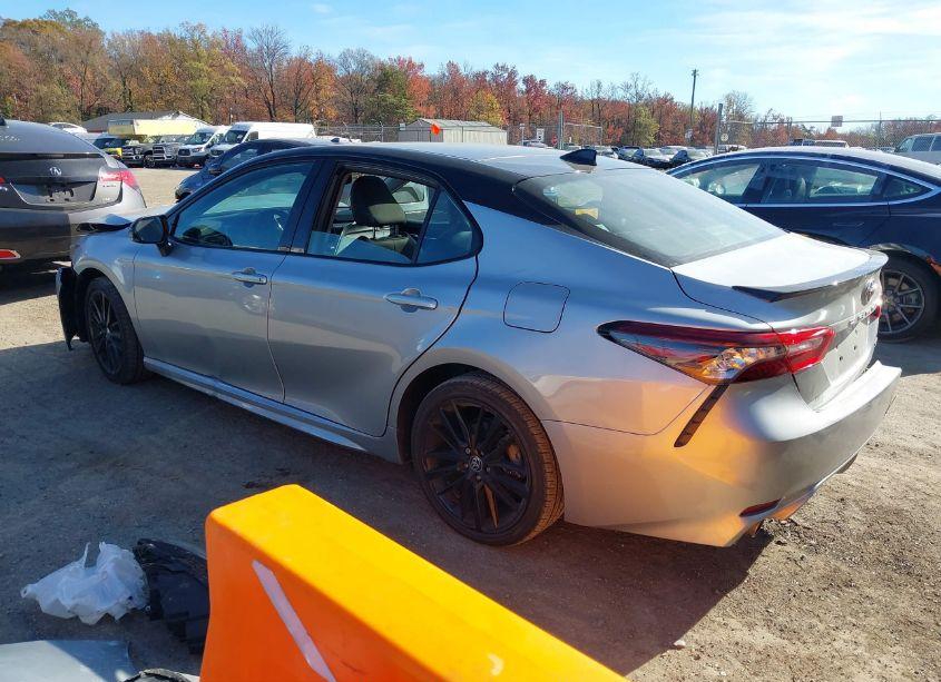 Photo 3 of 2023 Toyota Camry XSE (VIN 4T1K61AK9PU095766)