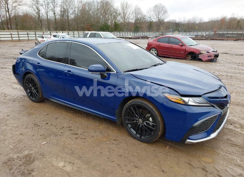 2024 Toyota Camry XSE (VIN 4T1K61AK9RU226438) main photo