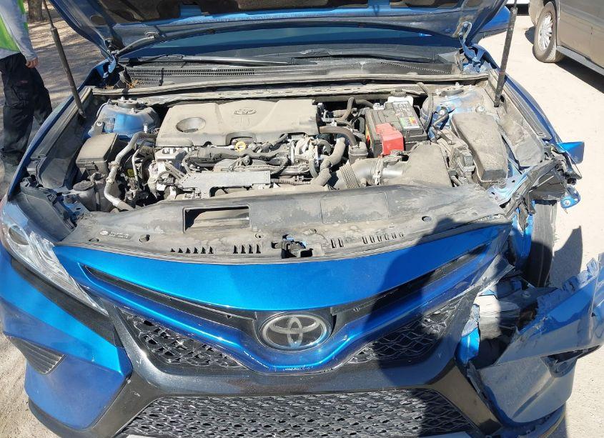 Photo 10 of 2020 Toyota Camry XSE (VIN 4T1K61AKXLU351469)