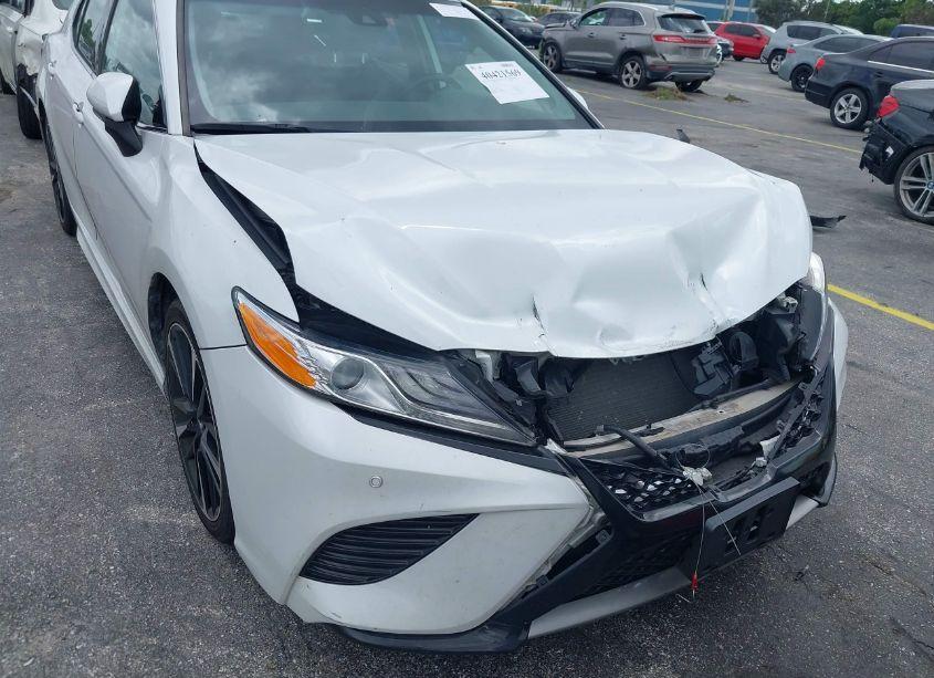 Photo 18 of 2020 Toyota Camry XSE (VIN 4T1K61AKXLU355411)