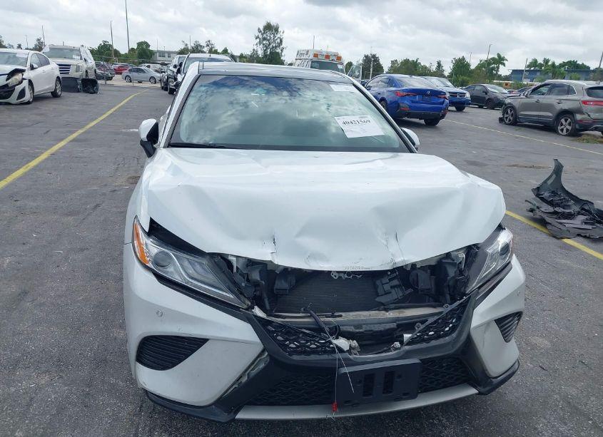 Photo 6 of 2020 Toyota Camry XSE (VIN 4T1K61AKXLU355411)