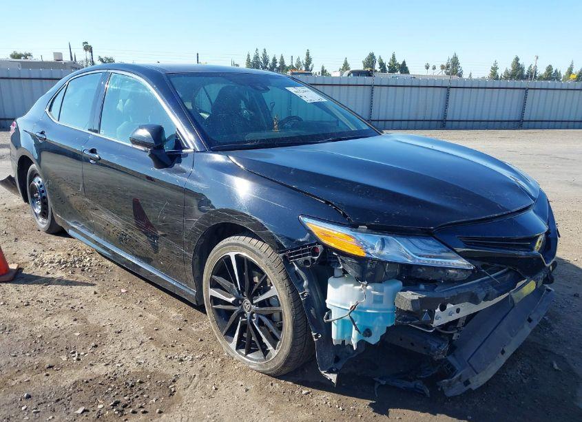 Photo 14 of 2020 Toyota Camry XSE (VIN 4T1K61AKXLU508577)
