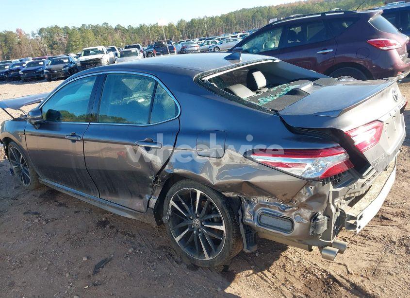Photo 14 of 2020 Toyota Camry XSE (VIN 4T1K61AKXLU950548)