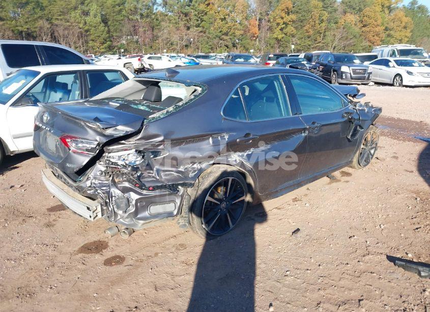 Photo 4 of 2020 Toyota Camry XSE (VIN 4T1K61AKXLU950548)