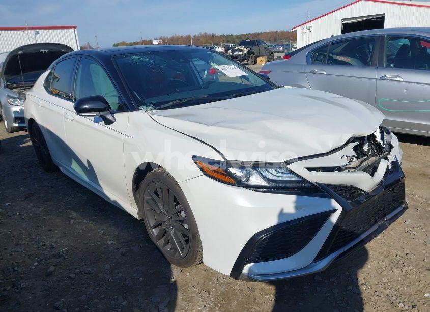 2021 Toyota Camry XSE (VIN 4T1K61AKXMU412532) main photo