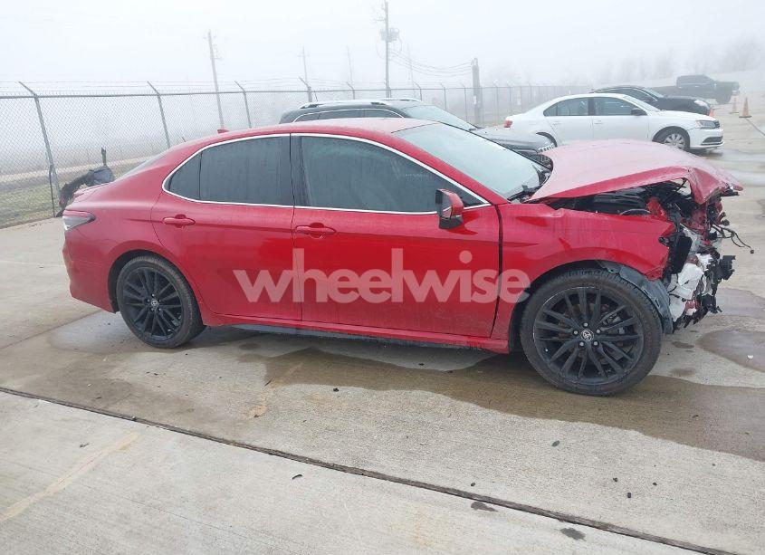 Photo 13 of 2021 Toyota Camry XSE (VIN 4T1K61AKXMU426592)