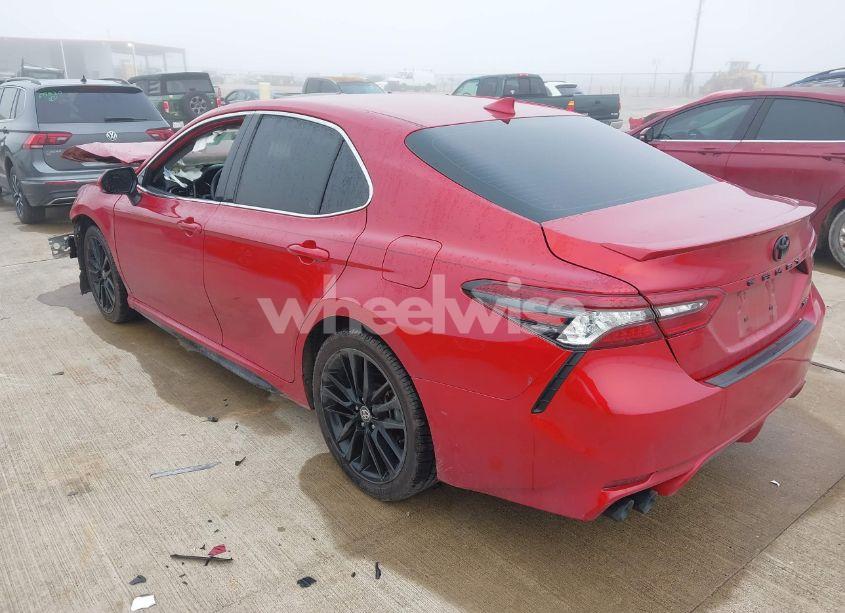 Photo 3 of 2021 Toyota Camry XSE (VIN 4T1K61AKXMU426592)