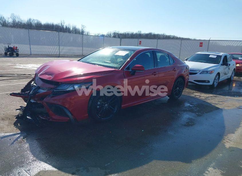 Photo 2 of 2021 Toyota Camry XSE (VIN 4T1K61AKXMU473945)