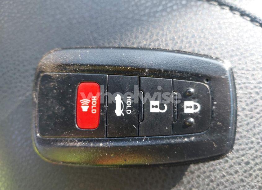 Photo 11 of 2021 Toyota Camry XSE (VIN 4T1K61AKXMU495279)