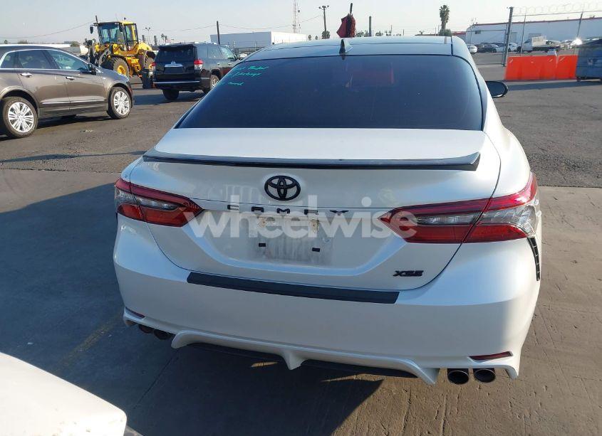 Photo 16 of 2021 Toyota Camry XSE (VIN 4T1K61AKXMU495279)