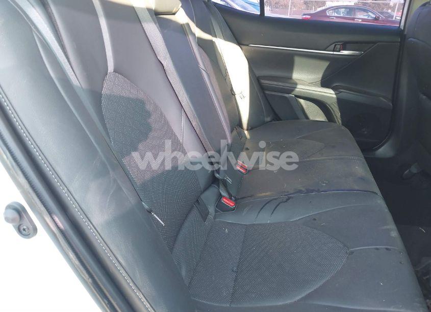 Photo 8 of 2021 Toyota Camry XSE (VIN 4T1K61AKXMU495279)