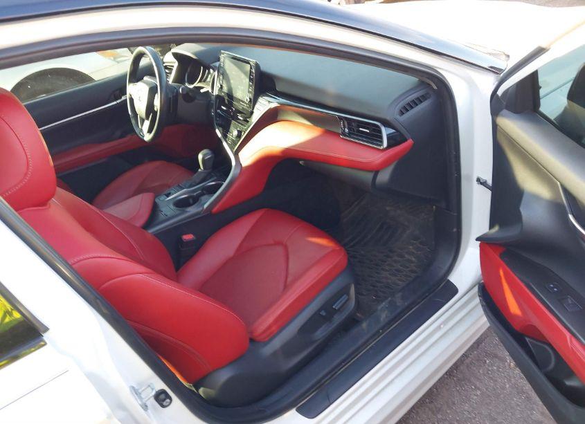 Photo 5 of 2022 Toyota Camry XSE (VIN 4T1K61AKXNU015145)