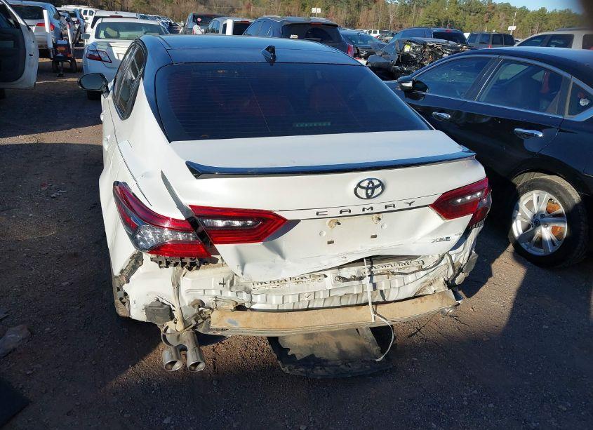 Photo 6 of 2022 Toyota Camry XSE (VIN 4T1K61AKXNU015145)