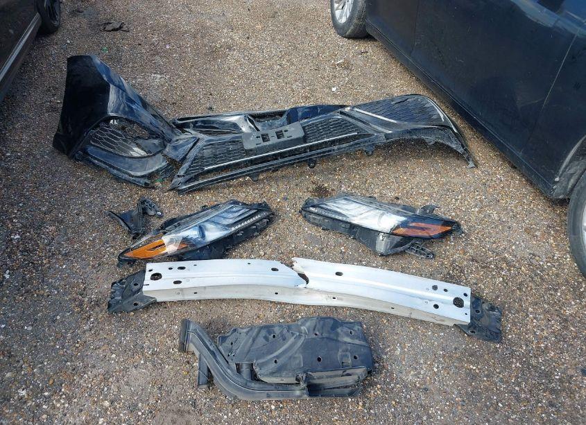 Photo 12 of 2022 Toyota Camry XSE (VIN 4T1K61AKXNU021771)