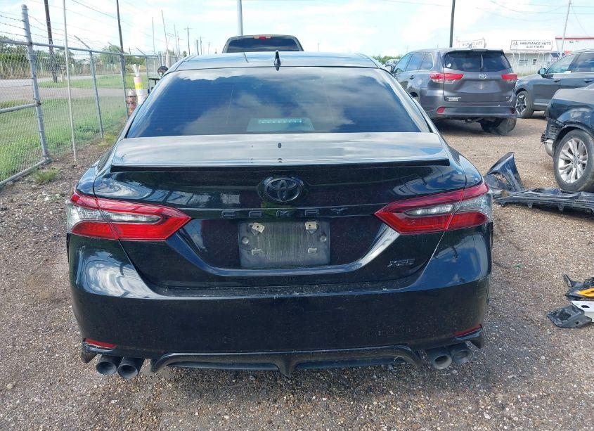 Photo 17 of 2022 Toyota Camry XSE (VIN 4T1K61AKXNU021771)