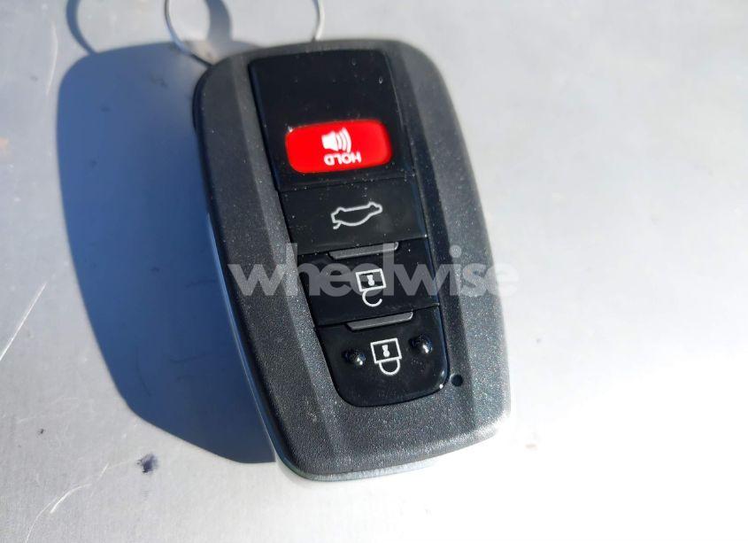 Photo 11 of 2022 Toyota Camry XSE (VIN 4T1K61AKXNU037677)