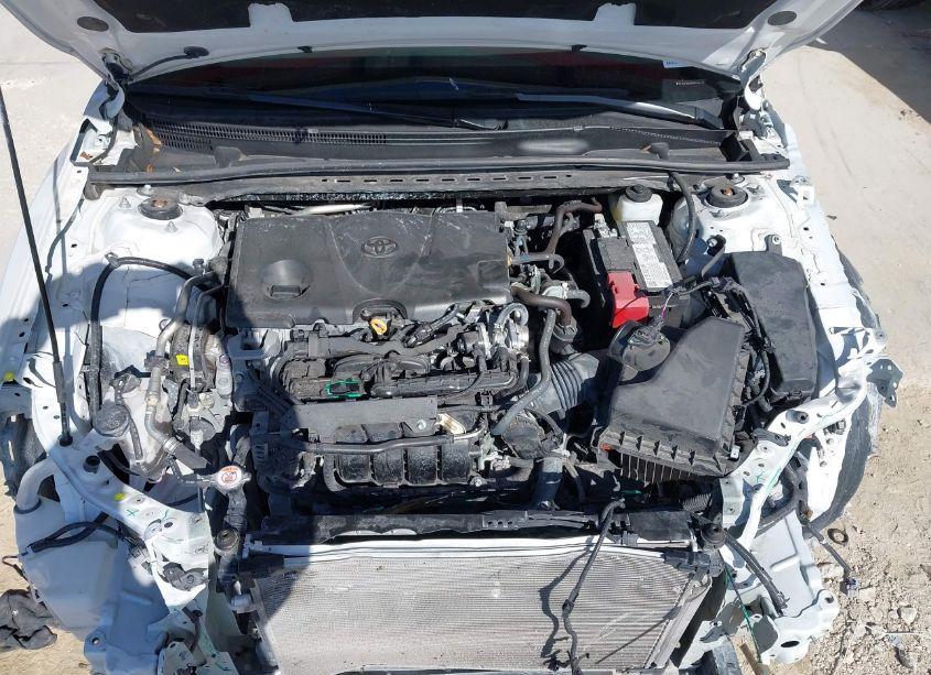 Photo 10 of 2022 Toyota Camry XSE (VIN 4T1K61AKXNU074132)