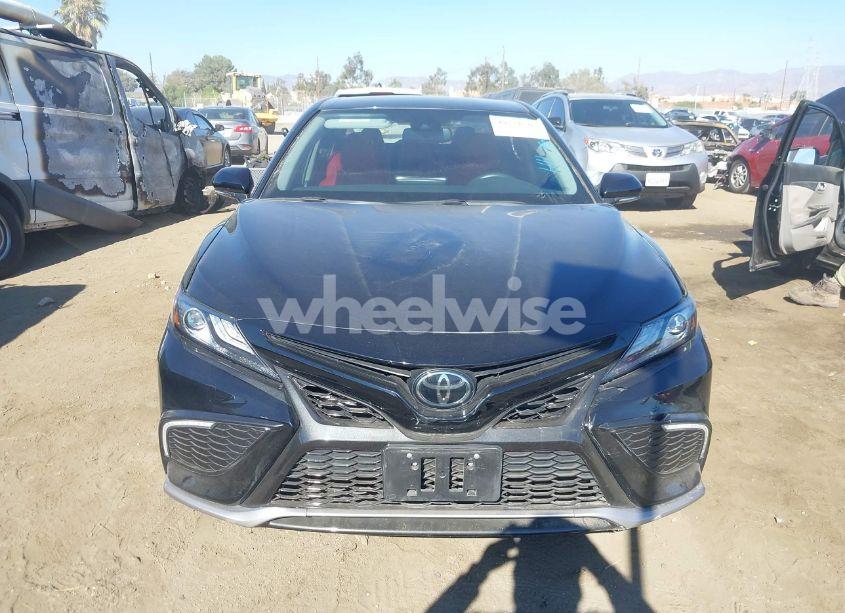 Photo 11 of 2022 Toyota Camry XSE (VIN 4T1K61AKXNU075278)