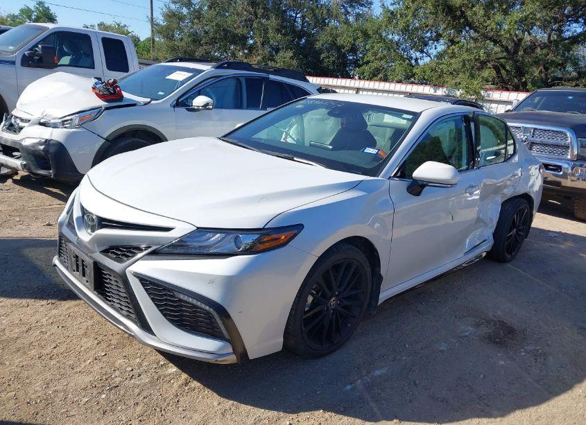 Photo 2 of 2023 Toyota Camry XSE (VIN 4T1K61AKXPU090219)
