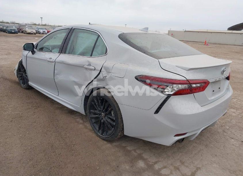 Photo 3 of 2023 Toyota Camry XSE (VIN 4T1K61AKXPU159488)