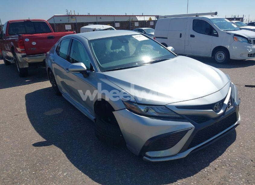 2023 Toyota Camry XSE (VIN 4T1K61AKXPU174413) main photo