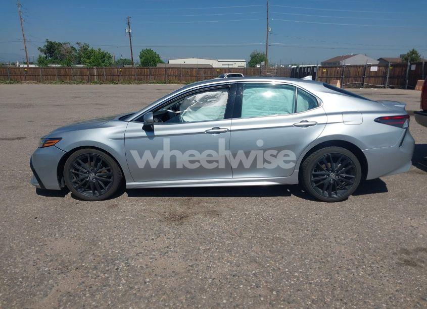 Photo 14 of 2023 Toyota Camry XSE (VIN 4T1K61AKXPU174413)