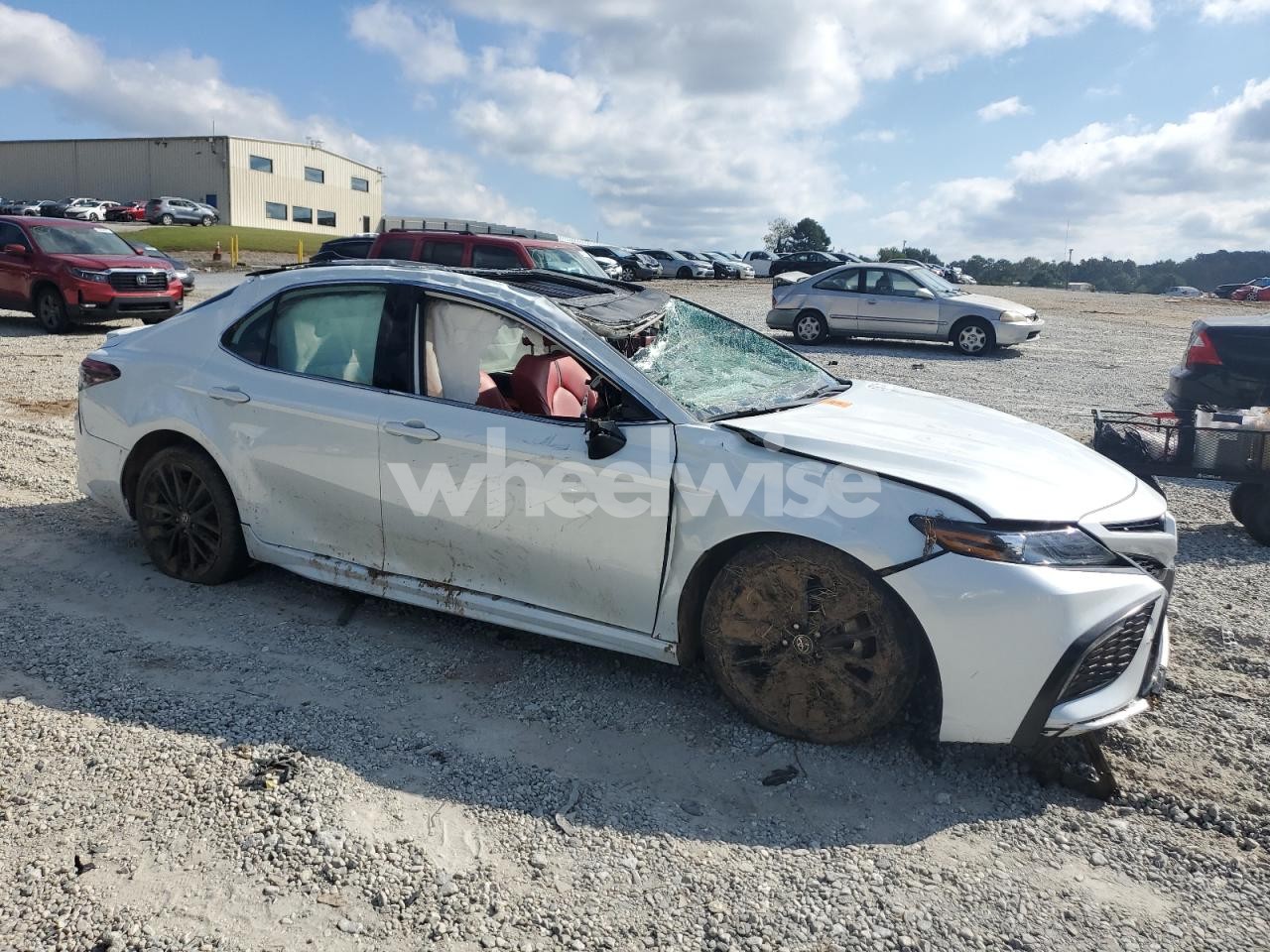 Photo 4 of 2024 TOYOTA CAMRY XSE (VIN 4T1K61AKXRU192462)