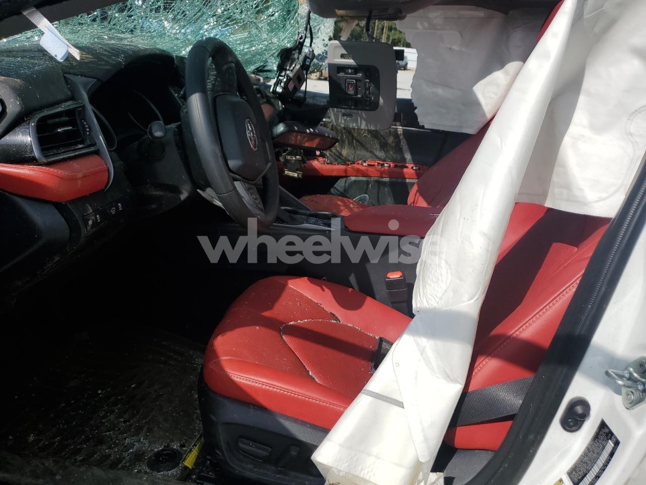 Photo 7 of 2024 TOYOTA CAMRY XSE (VIN 4T1K61AKXRU192462)