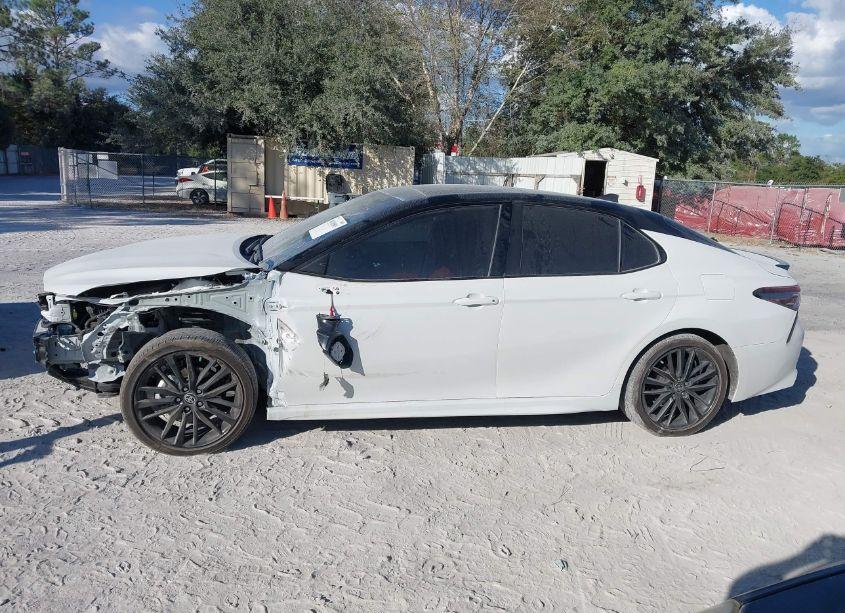 Photo 15 of 2024 Toyota Camry XSE (VIN 4T1K61AKXRU228666)