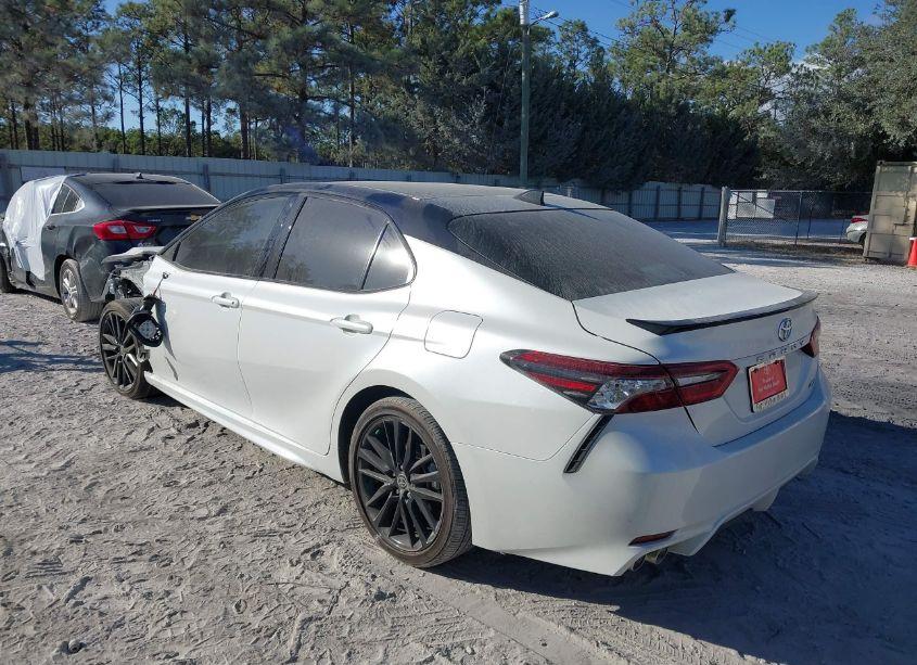 Photo 3 of 2024 Toyota Camry XSE (VIN 4T1K61AKXRU228666)