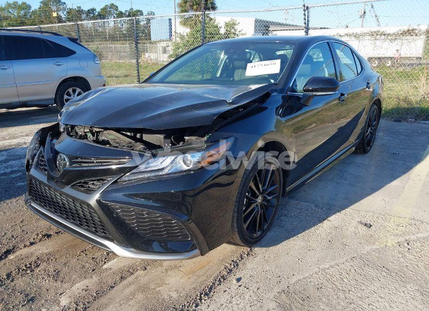 Photo 2 of 2024 Toyota Camry XSE (VIN 4T1K61AKXRU248805)