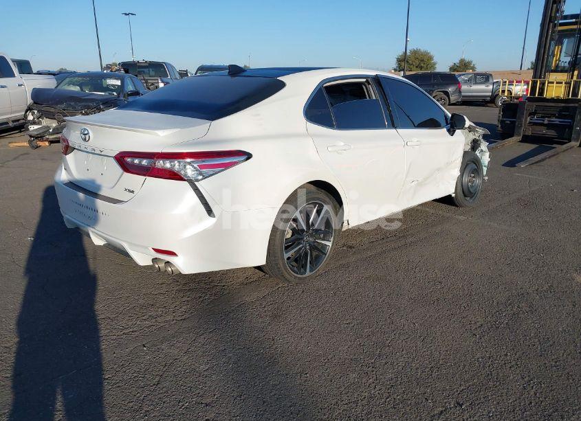 Photo 4 of 2020 Toyota Camry XSE (VIN 4T1K61BK0LU014095)