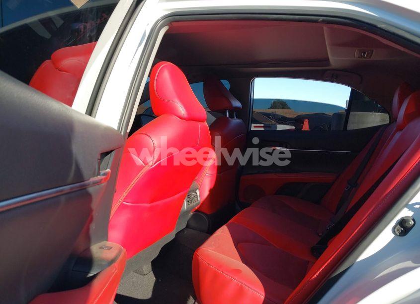 Photo 8 of 2020 Toyota Camry XSE (VIN 4T1K61BK0LU014095)