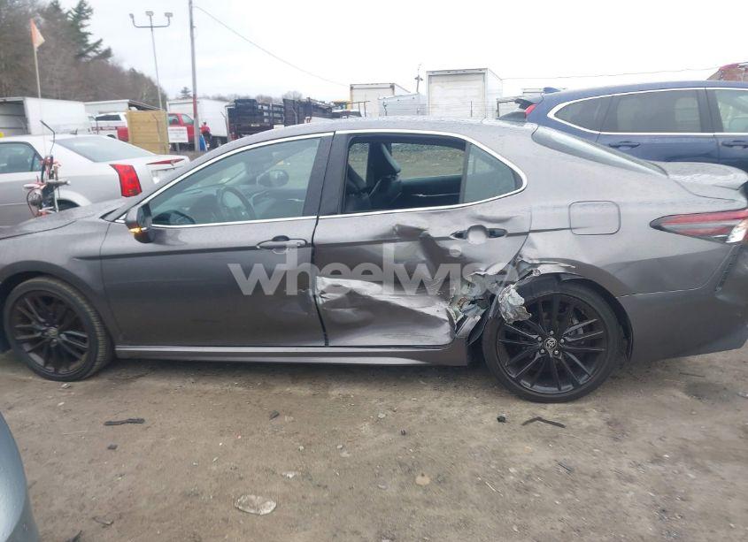 Photo 14 of 2022 Toyota Camry XSE AWD (VIN 4T1K61BK0NU062277)