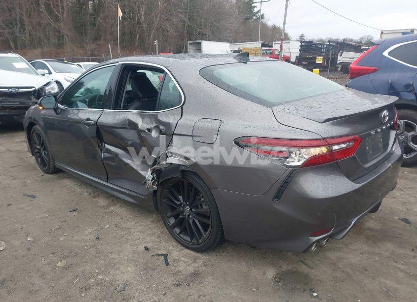 Photo 3 of 2022 Toyota Camry XSE AWD (VIN 4T1K61BK0NU062277)