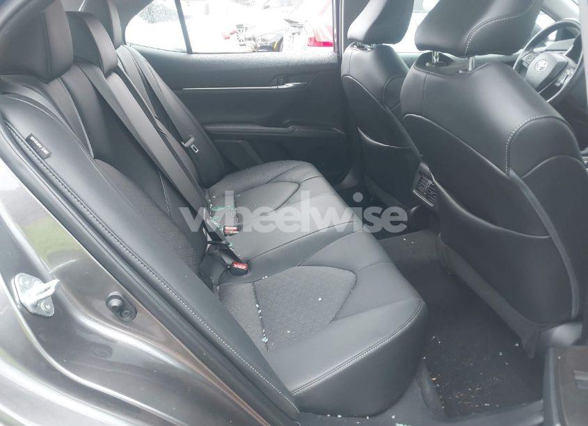 Photo 8 of 2022 Toyota Camry XSE AWD (VIN 4T1K61BK0NU062277)