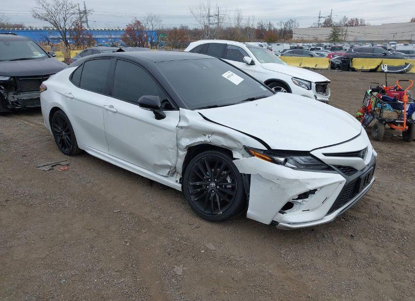 2023 Toyota Camry XSE AWD (VIN 4T1K61BK0PU096139) main photo