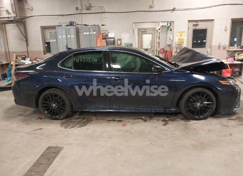 Photo 13 of 2021 Toyota Camry XSE AWD (VIN 4T1K61BK1MU021803)