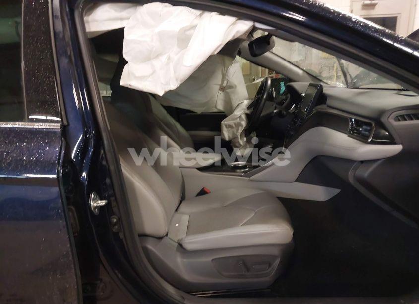 Photo 5 of 2021 Toyota Camry XSE AWD (VIN 4T1K61BK1MU021803)