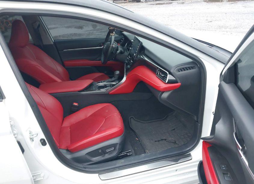 Photo 5 of 2021 Toyota Camry XSE (VIN 4T1K61BK2MU028257)