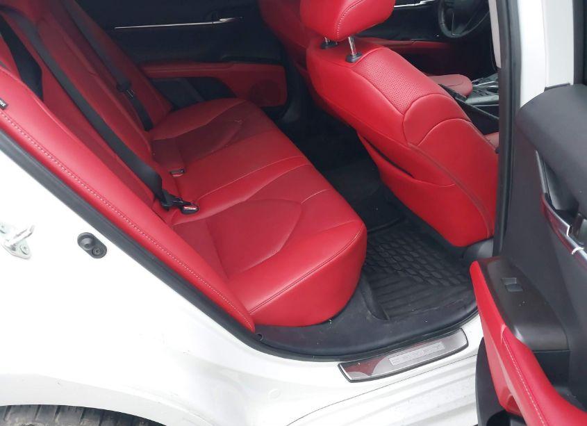 Photo 8 of 2021 Toyota Camry XSE (VIN 4T1K61BK2MU028257)