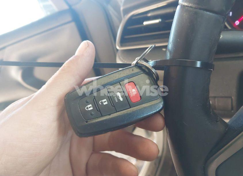 Photo 11 of 2021 Toyota Camry XSE (VIN 4T1K61BK2MU047083)