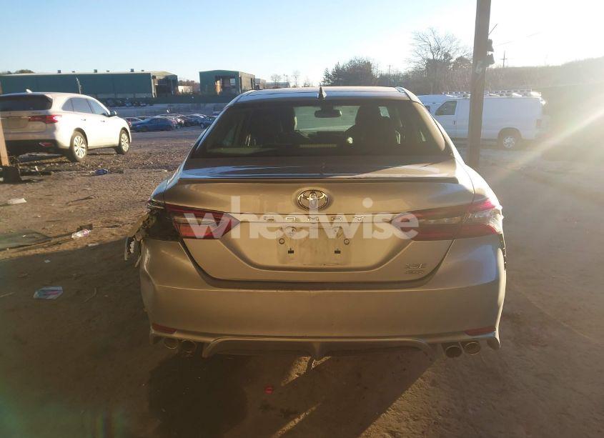 Photo 16 of 2021 Toyota Camry XSE (VIN 4T1K61BK2MU047083)